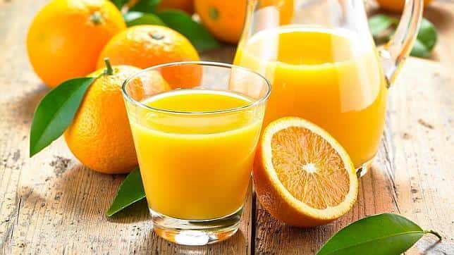 LOS AZÚCARES DE UNA NARANJA SE COMPORTAN IGUAL SI LA TOMAMOS NATURAL O COMO ZUMO