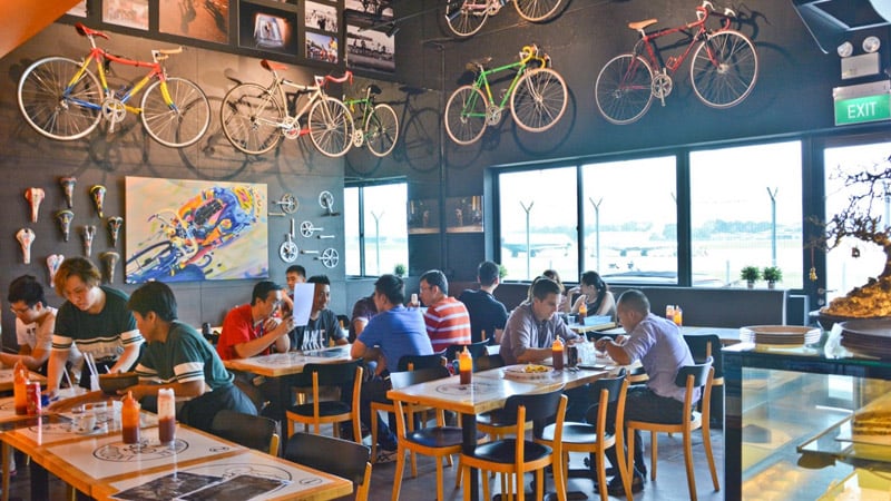 soek-seng-1954-bicycle-cafe